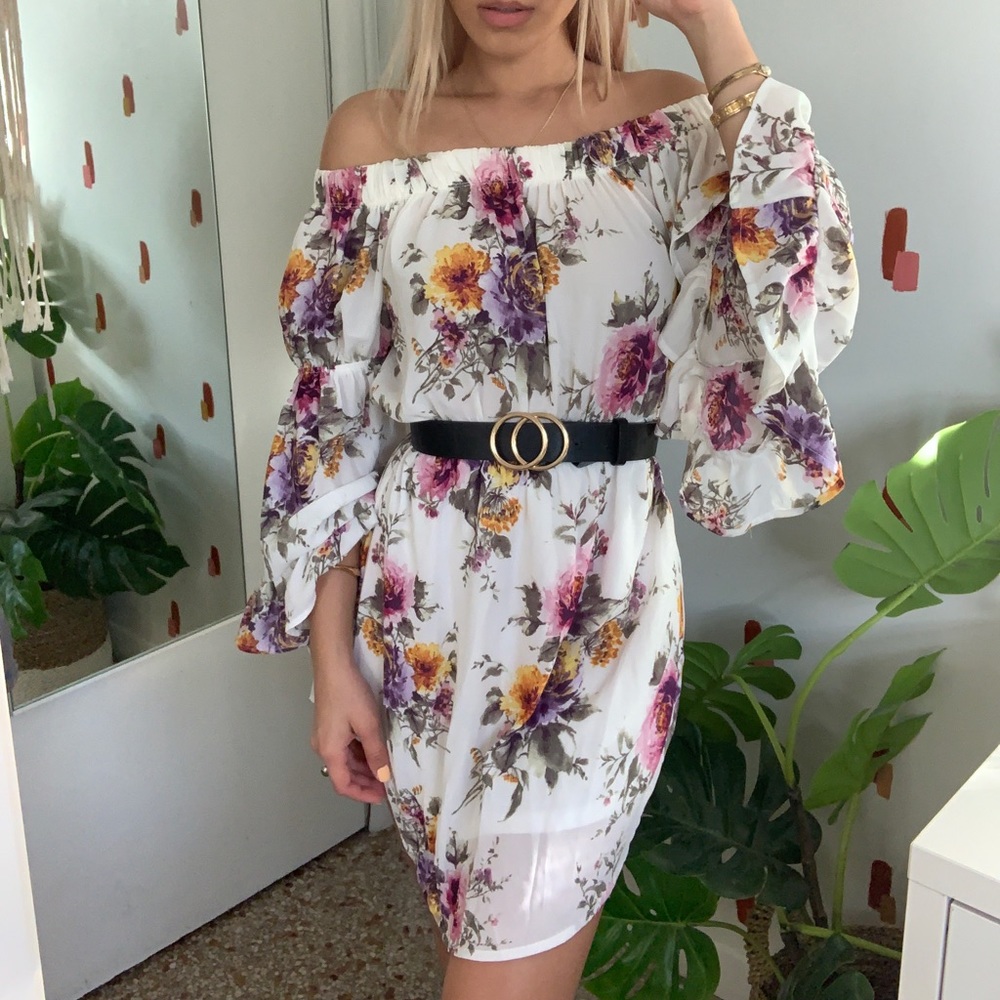 Short Floral Off-the-shoulder Dress - Picture 4 of 5